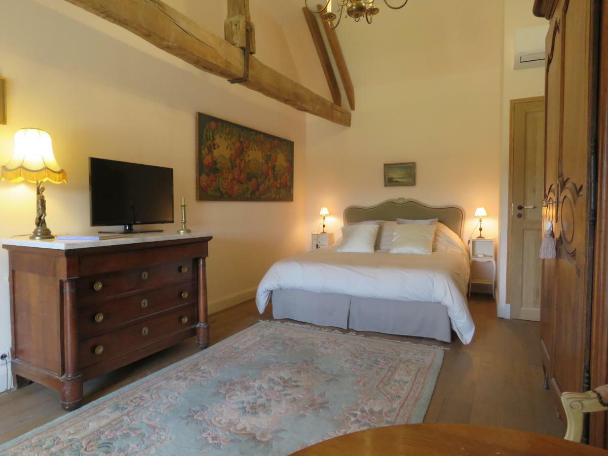 Chateau De Gaubert Bed & Breakfast Terrasson Екстериор снимка